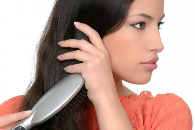 So bekommt man lange und gesunde Haare