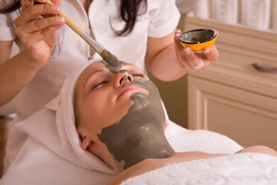 Mutter Natur hilft am besten: Heilerde für einen strahlenden Teint