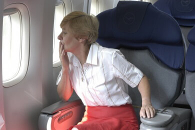 Besonderer Service im Flugzeug: Designerfirma konzipiert extra breite Sitze