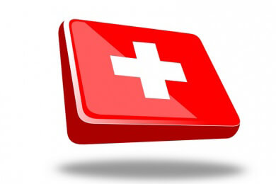 Im Notfall kann eine Herzdruckmassage als Erste Hilfe das Leben retten