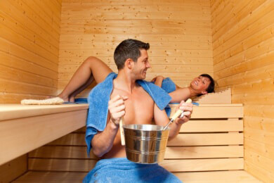 Nicht alkoholisiert oder mit Fieber in die Sauna